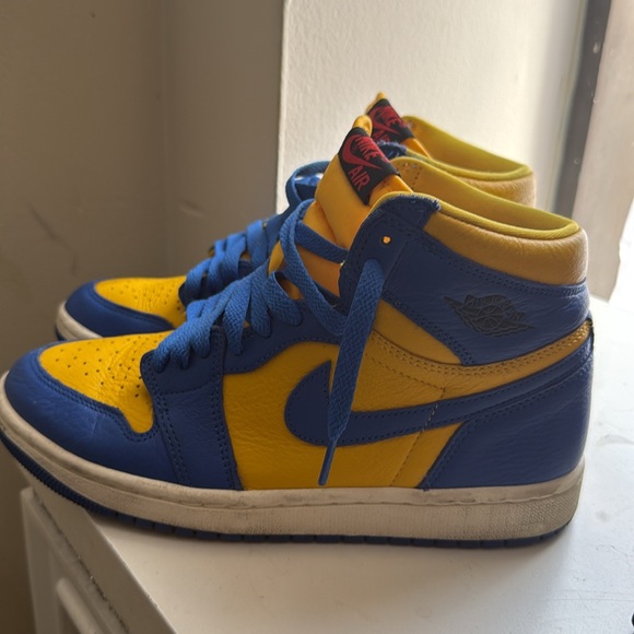 AIR JORDAN 1 RETRO HIGH OG REVERSE LANEY - Picture 3 of 3